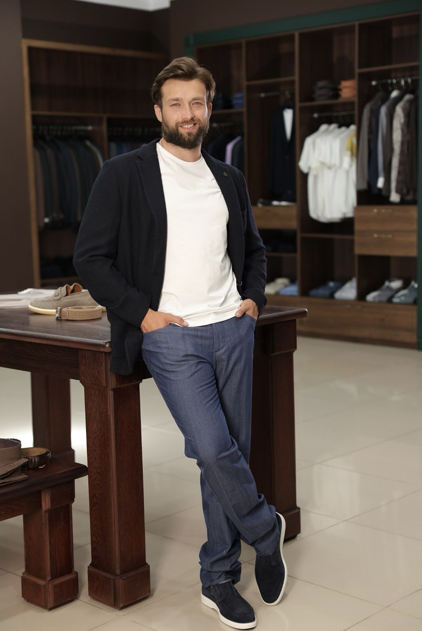 Пиджак трикотажный тёмно-синий